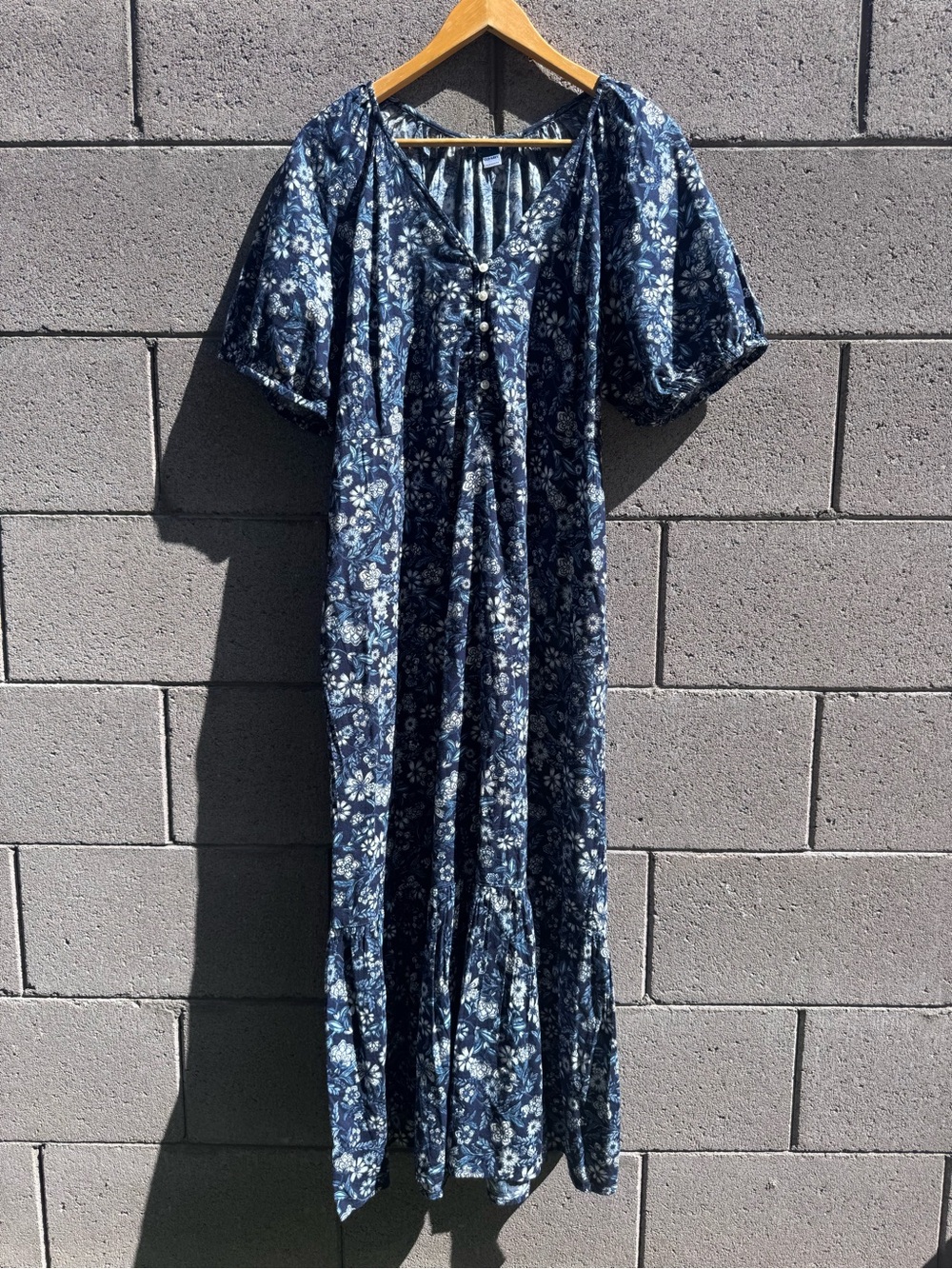 Old Navy Navy Floral Button-Front Maxi Dress prairie cottage core large